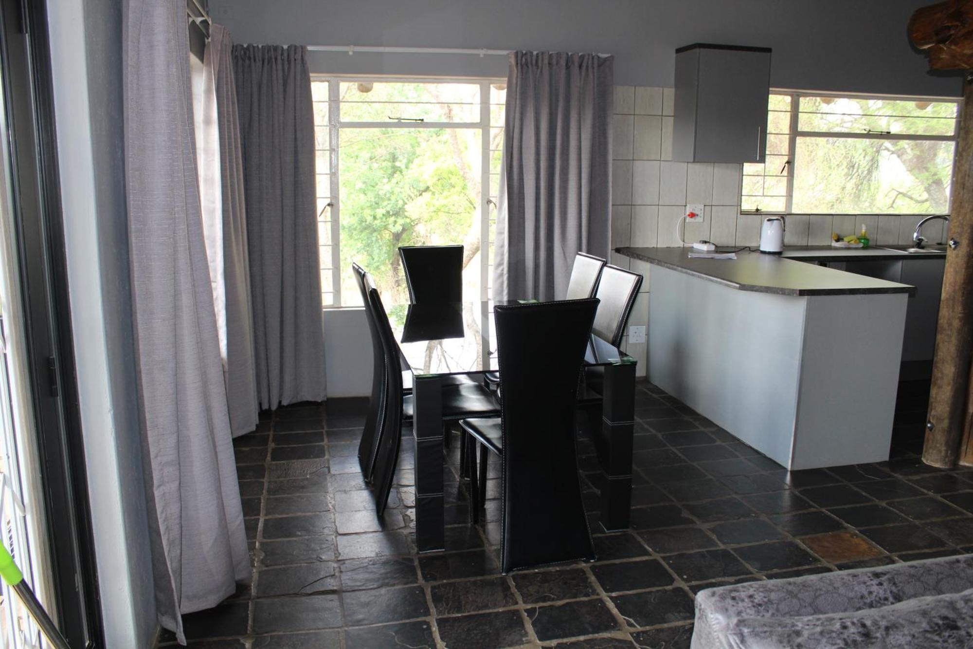 Self-Catered Apartment With Pool Krugersdorp Zimmer foto